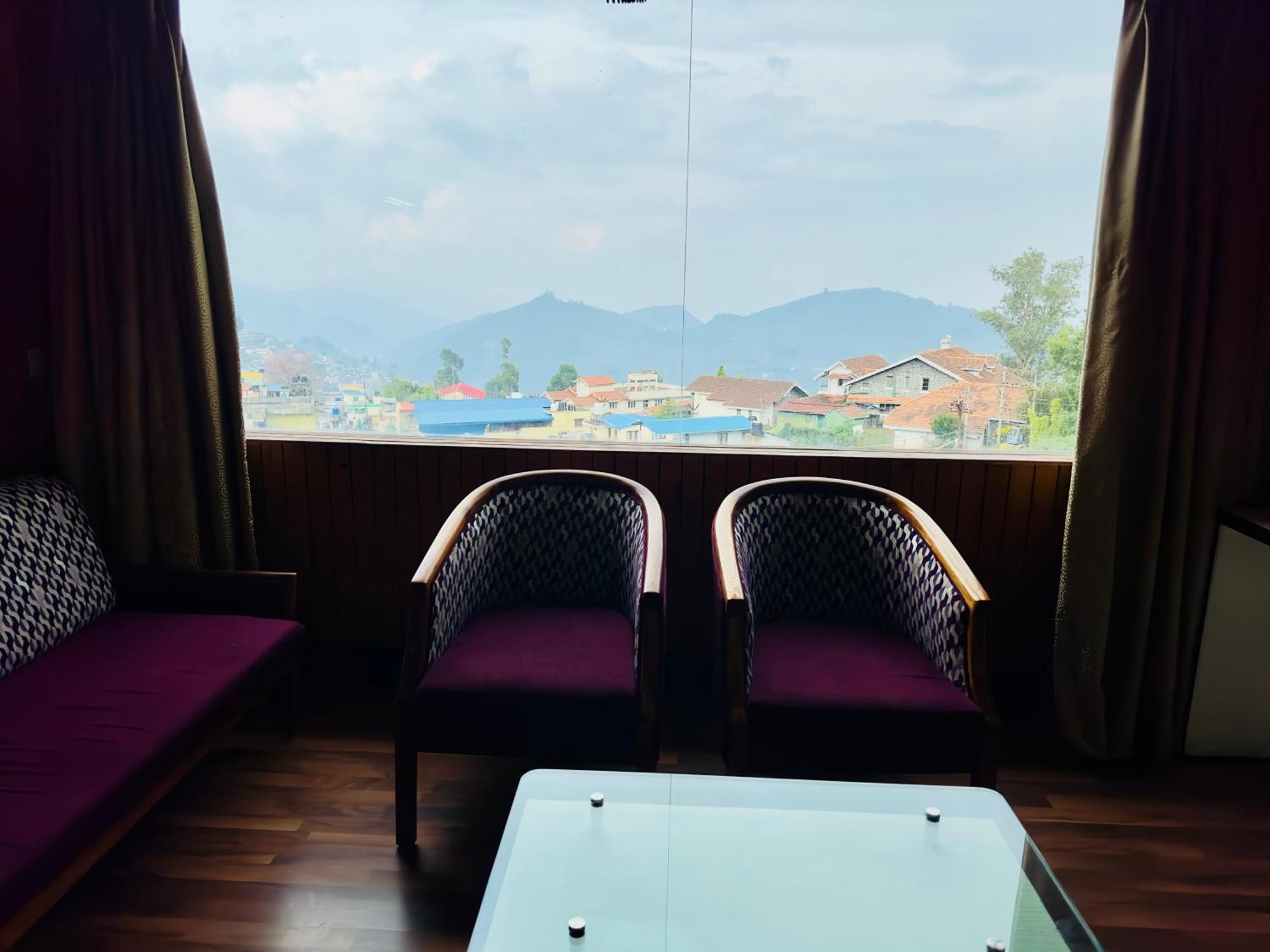 Poppys Pleasant Stay Kodaikanal Kültér fotó