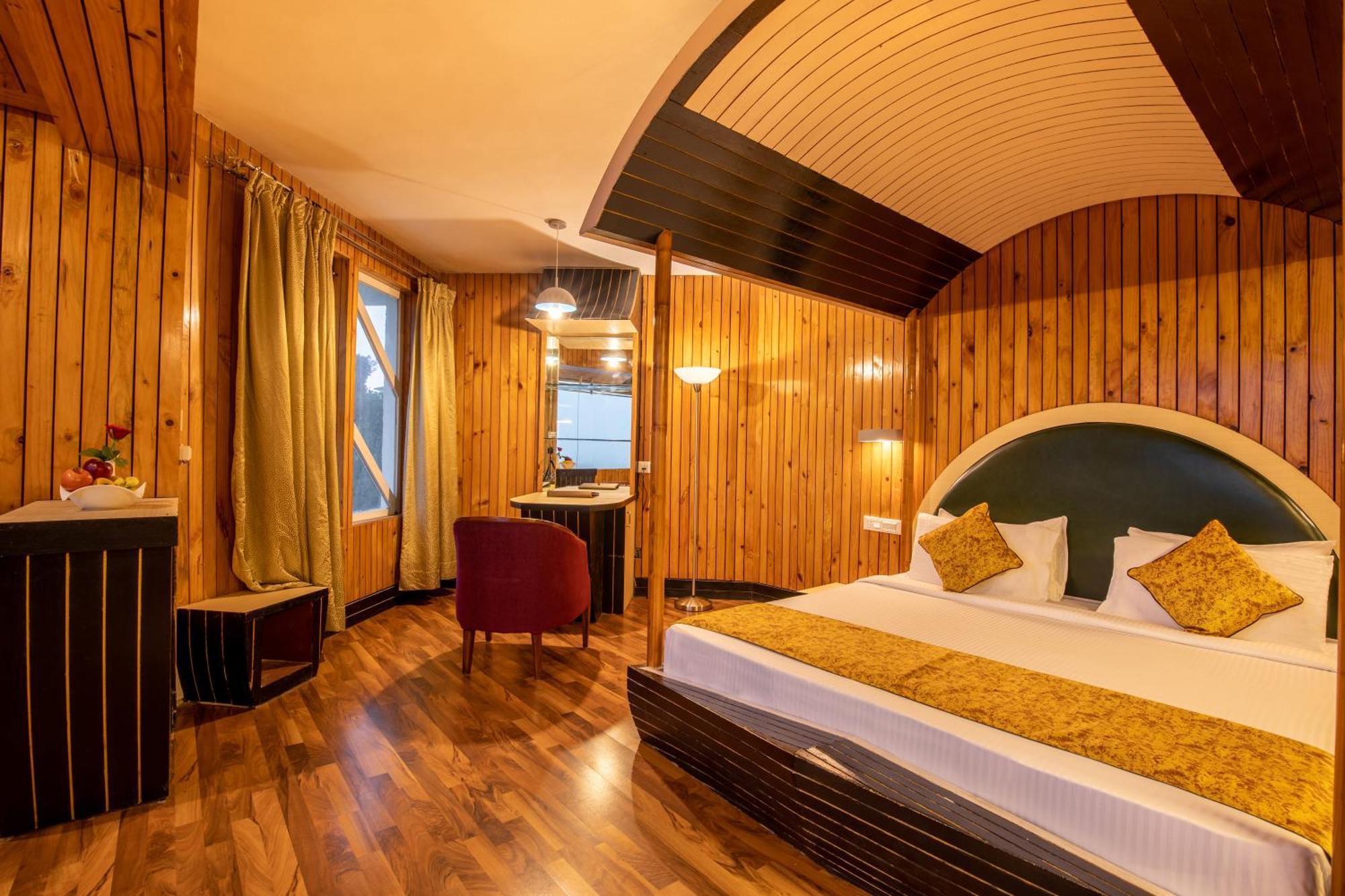Poppys Pleasant Stay Kodaikanal Kültér fotó